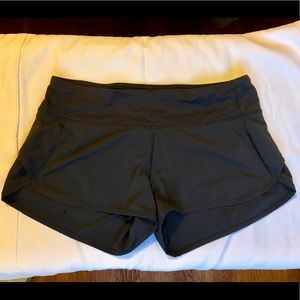 Lululemon Workout Short - Size 6 Black
